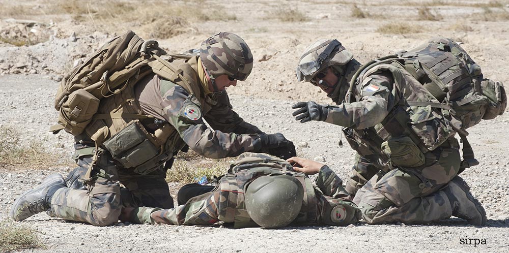 uniforme et équipements médecin militaire