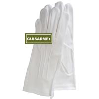 gants blancs porte drapeau